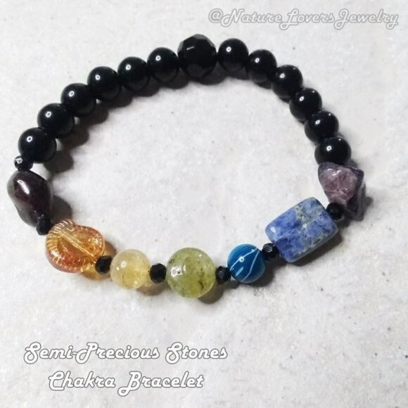 7-7.5" Chakra Stretch Bracelet: Garnet Citrine Amethyst Agate Prehnite Sodalite - Picture 2 of 5